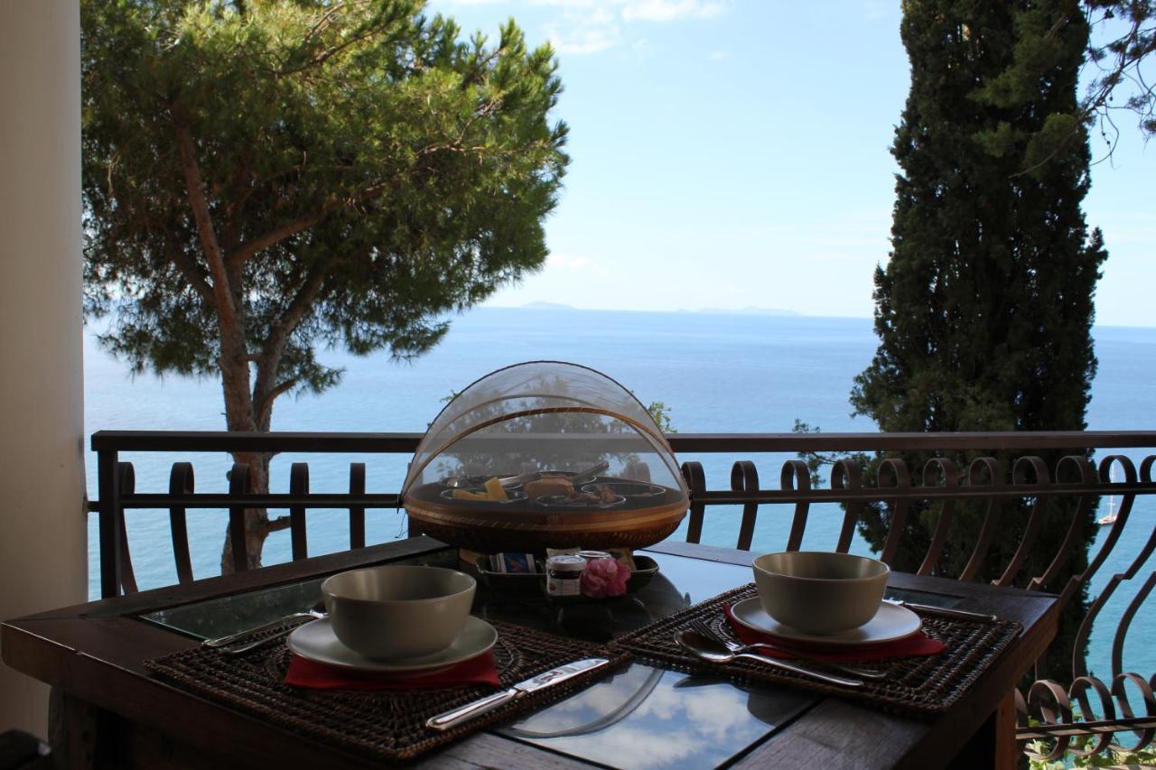Claro De Lua Circeo B&B San Felice Circeo Exteriör bild